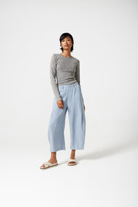 Lana Barrel Leg Capris